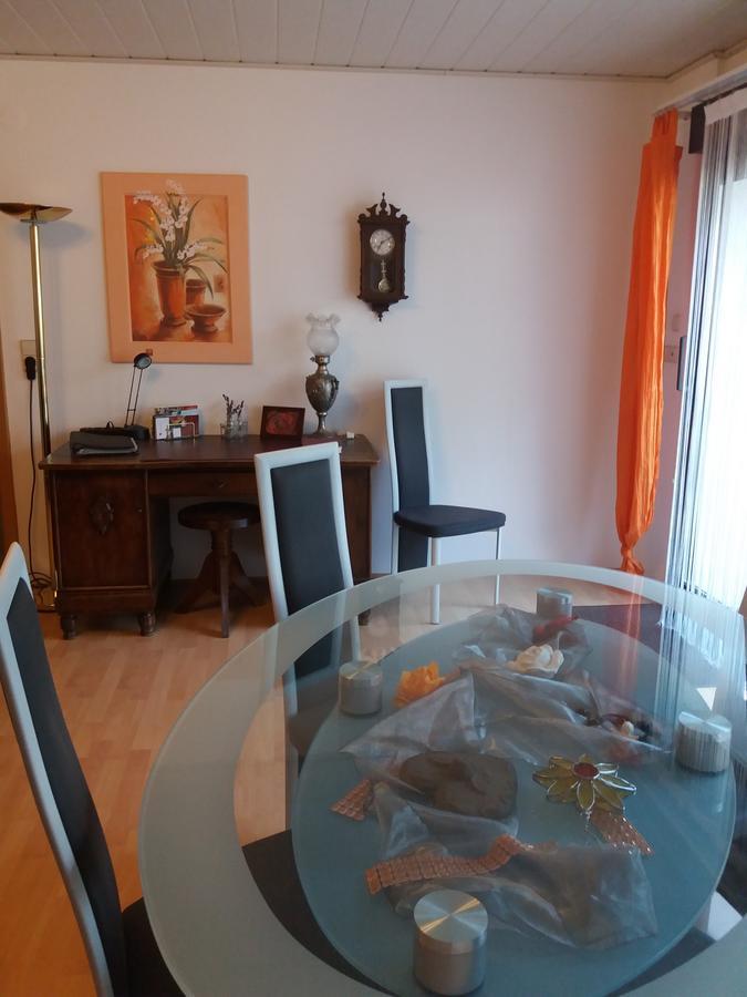 Ferienwohnung Rosentraum Oberotterbach 外观 照片